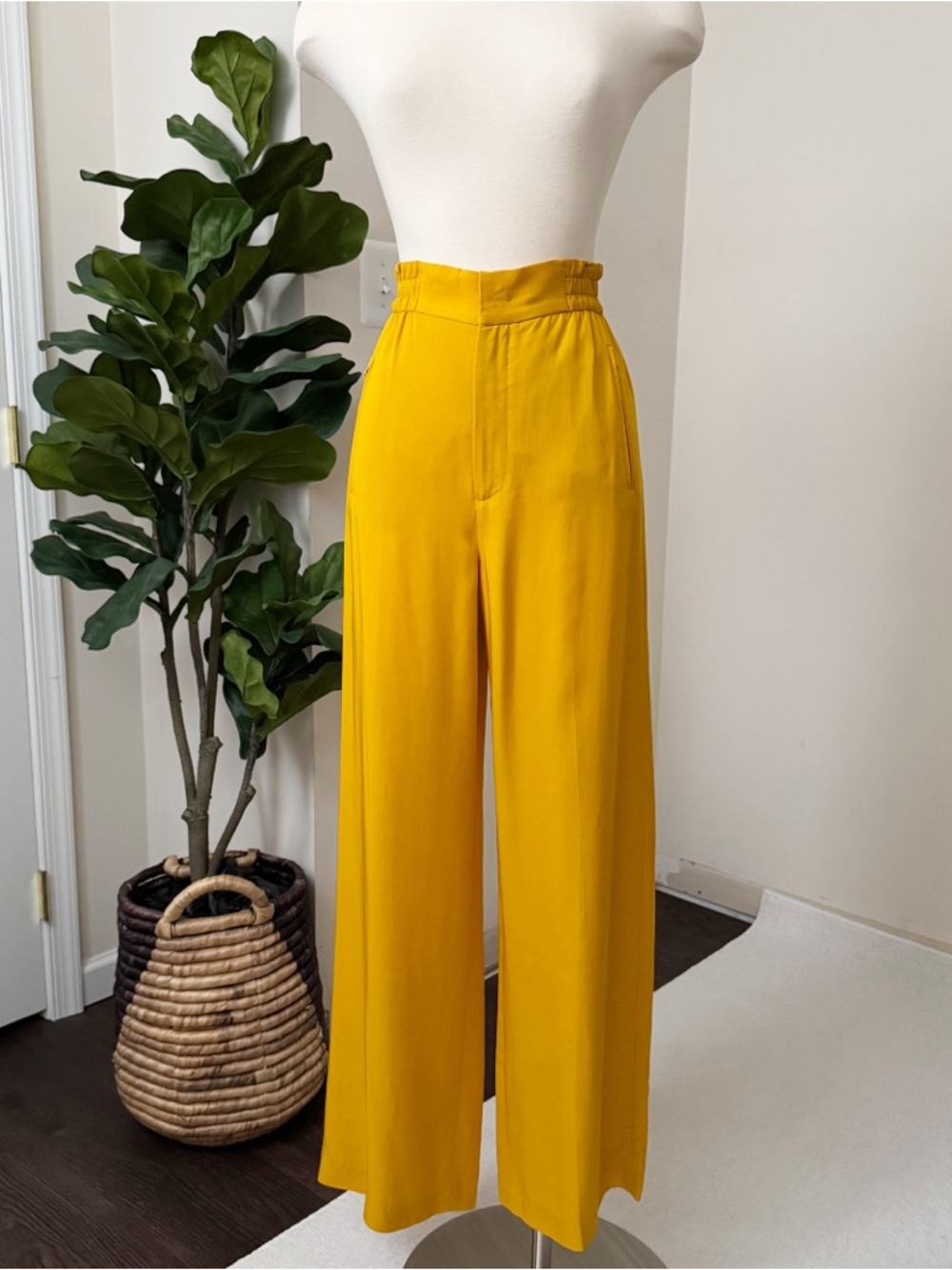 Zara Wide-Leg High-Rise Pants in Mustard